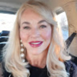 Meet your Posher, Cary-lee